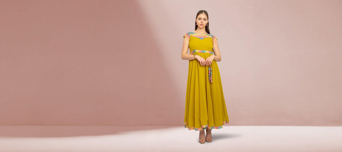 Indian Attire For Women | Indian dress in USA online | Indian Ethnic Wear | Indian outfits USA