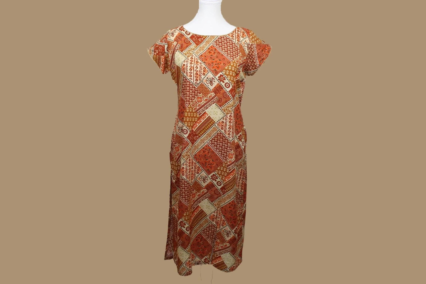 Red and Cream Printed Kurta | Muvvas Boutique
