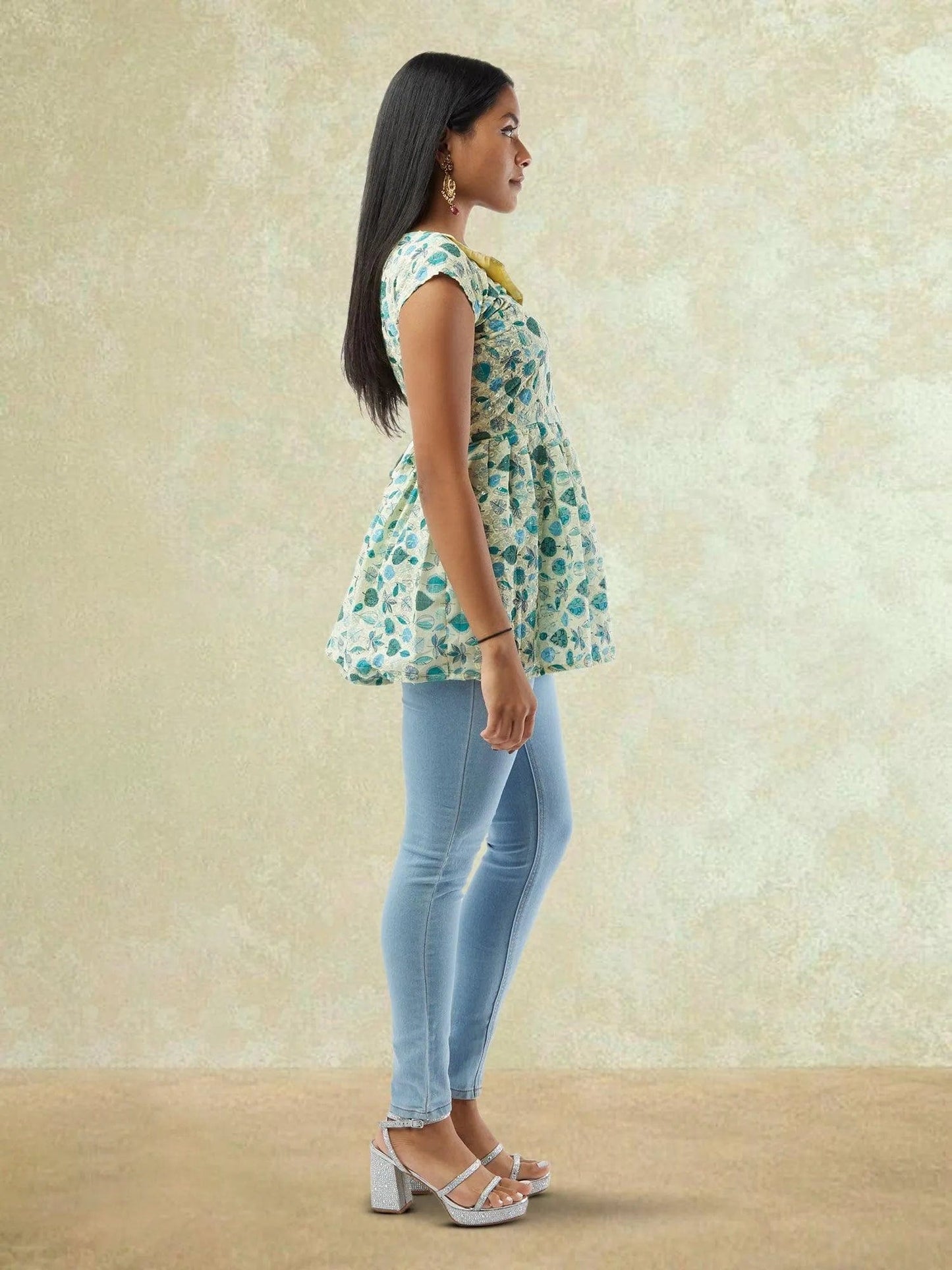 Light Green Printed Short Top with Collar | Modern Indian Wear | Indian Attire For Women | Indian Wear for Women | Women's Tops | Indian Short Tops | Indian Wear for Women | Casual Indian Dress