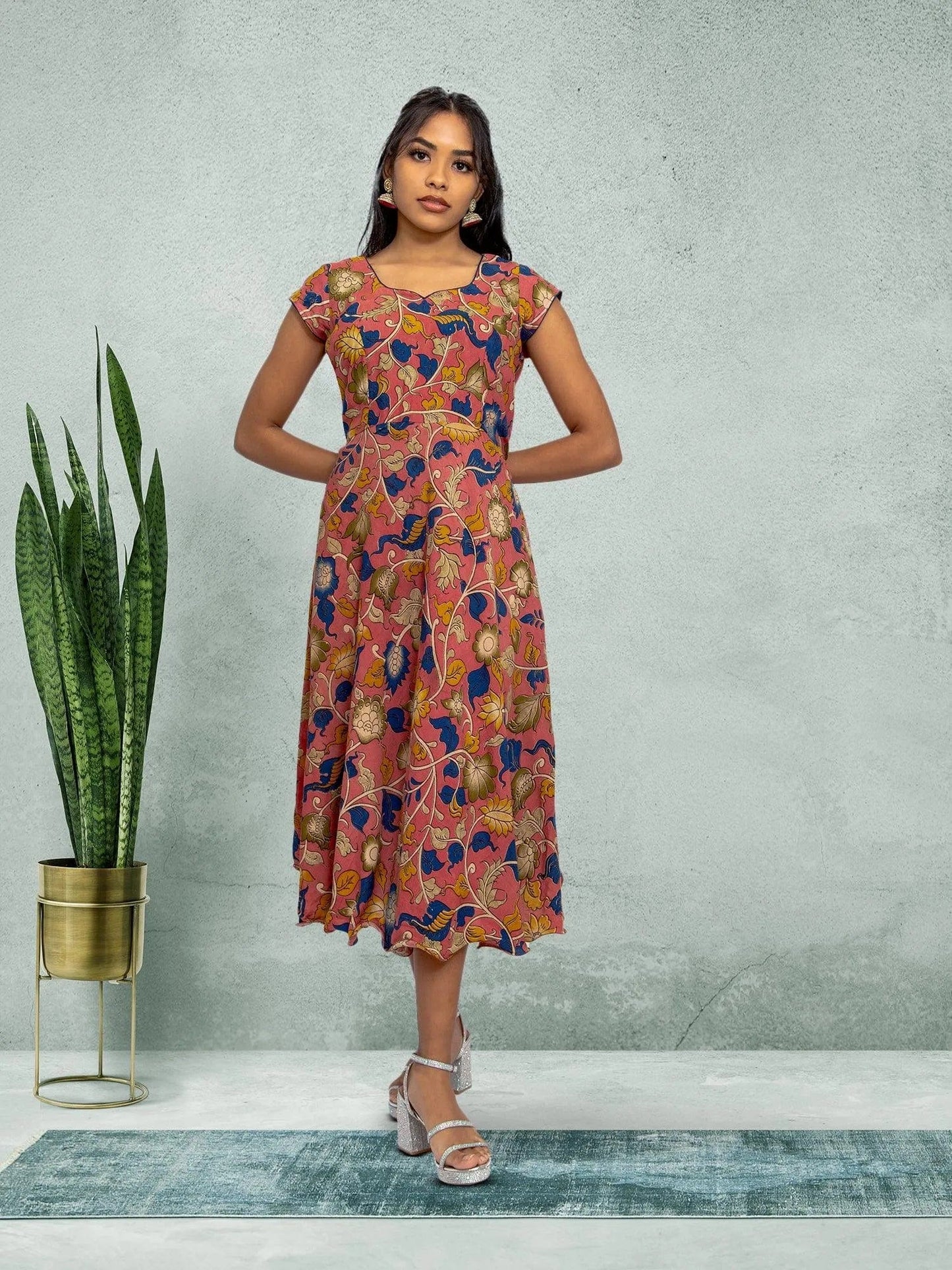 Pink Knee Length Dress - Chic Fusion Style | casual indian wear | indian wear usa | indian clothing online usa | Indian Attire For Women | indian dress in usa online | Indian Dresses From India