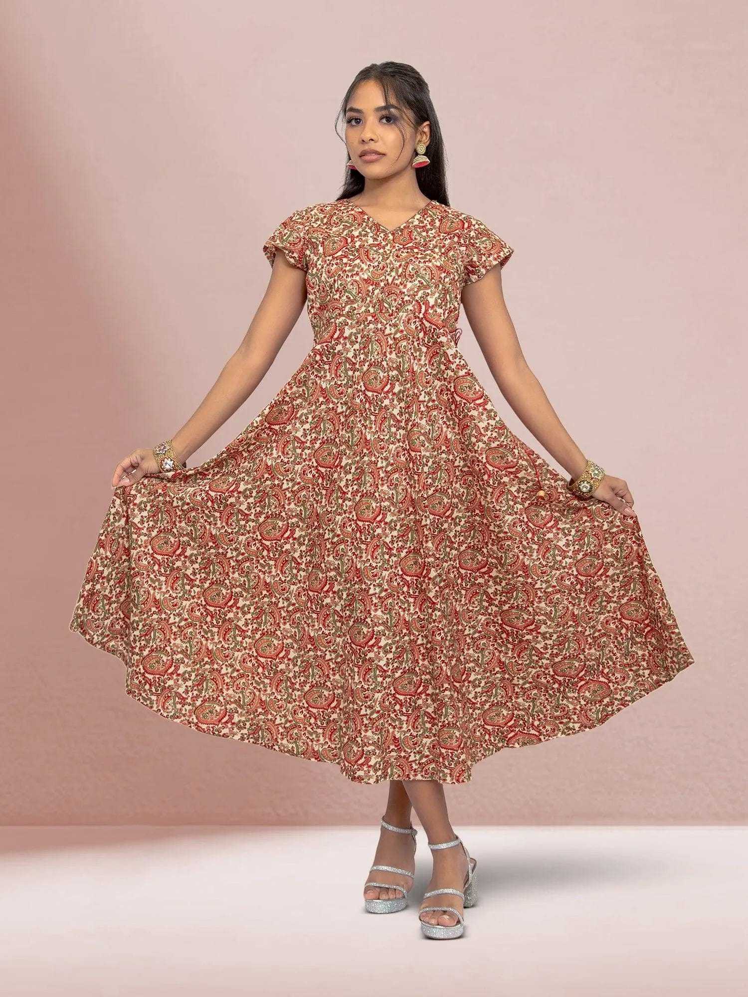 Elegant Red and Cream Dress for All Occasions | Muvvas Boutique Medium / Red & Cream / Cotton Elegant Red and Cream Dress for All Occasions | Muvvas Boutique Medium / Red & Cream / Cotton