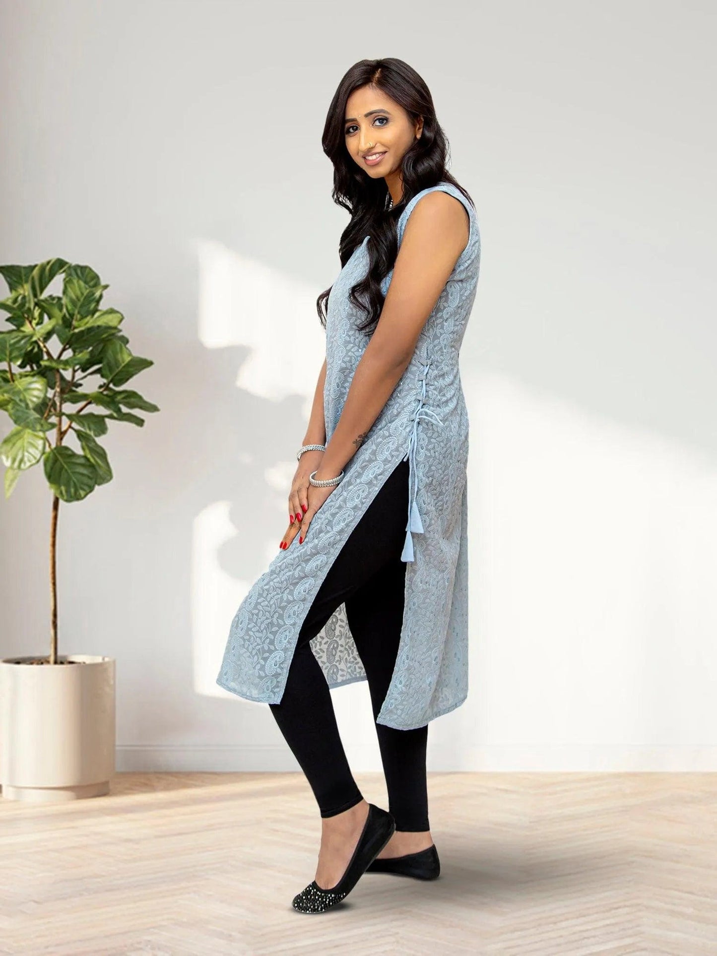 chikankari kurti