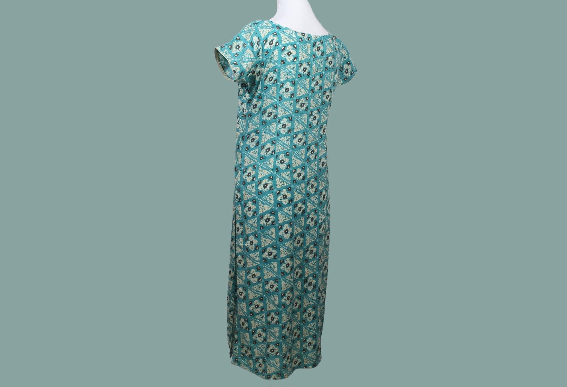 Tranquil Threads - Blue and Cream Printed Kurta