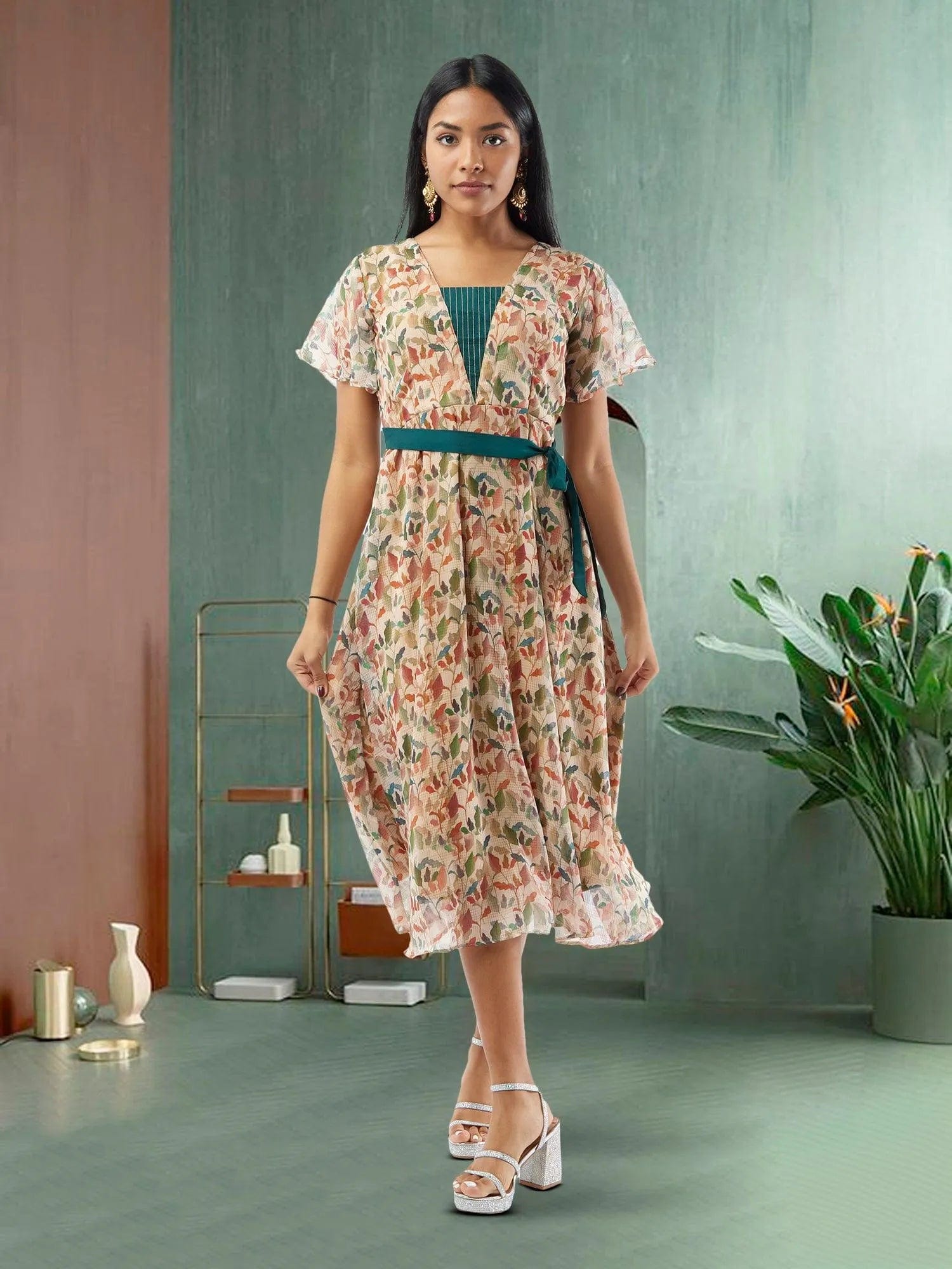 Cream Printed Chiffon Knee-Length Dress Cream Printed Chiffon Knee-Length Dress