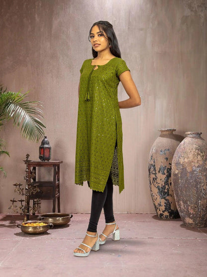 Green Kurta with Elegant Chikankari | Muvvas Boutique Green Kurta with Elegant Chikankari | Muvvas Boutique