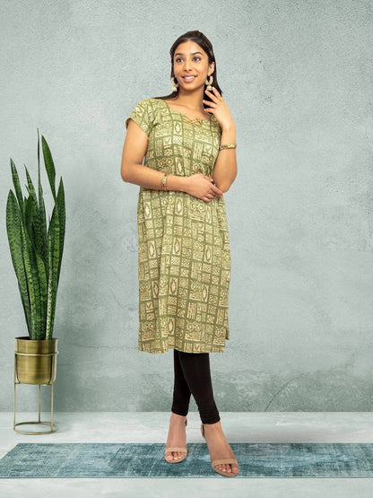 Green Printed Kurta | Indian Kurtis for Women | Indian Ethnic Wear | Indian Kurtas for Women | Indian Attire For Women | Casual Indian Wear