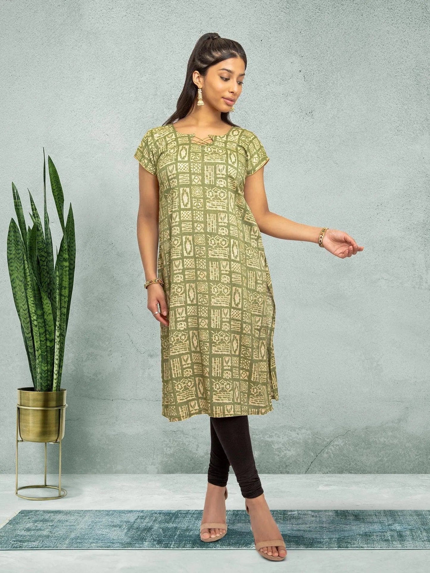 Green Printed Kurta | Indian Kurtis for Women | Indian Ethnic Wear | Indian Kurtas for Women | Indian Attire For Women | Casual Indian Wear